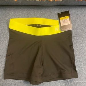 Nike Pro shorts 3” inseam never worn
